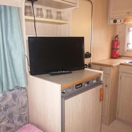 "Campingplatz Altjessen 57" เพียร์นา ภายนอก รูปภาพ